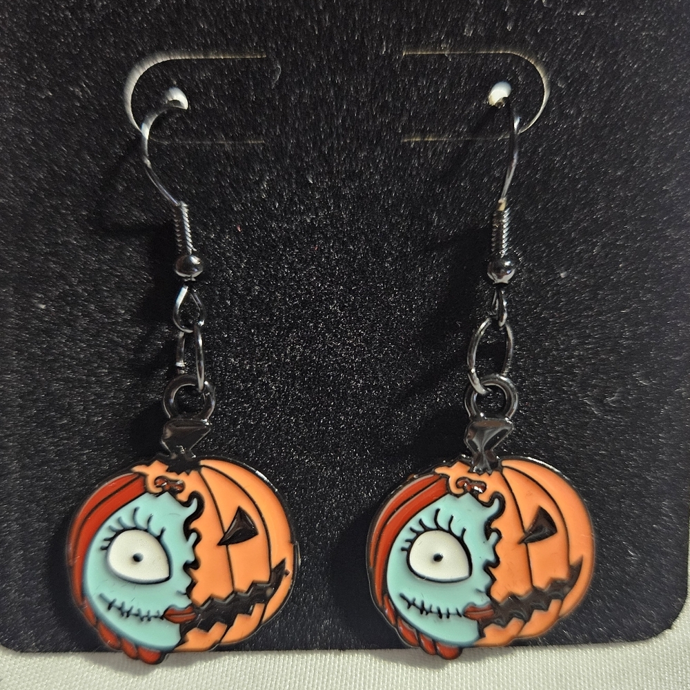 5/$20 Handcrafted Sally/Pumpkin King Earrings | Nightmare Before Christmas